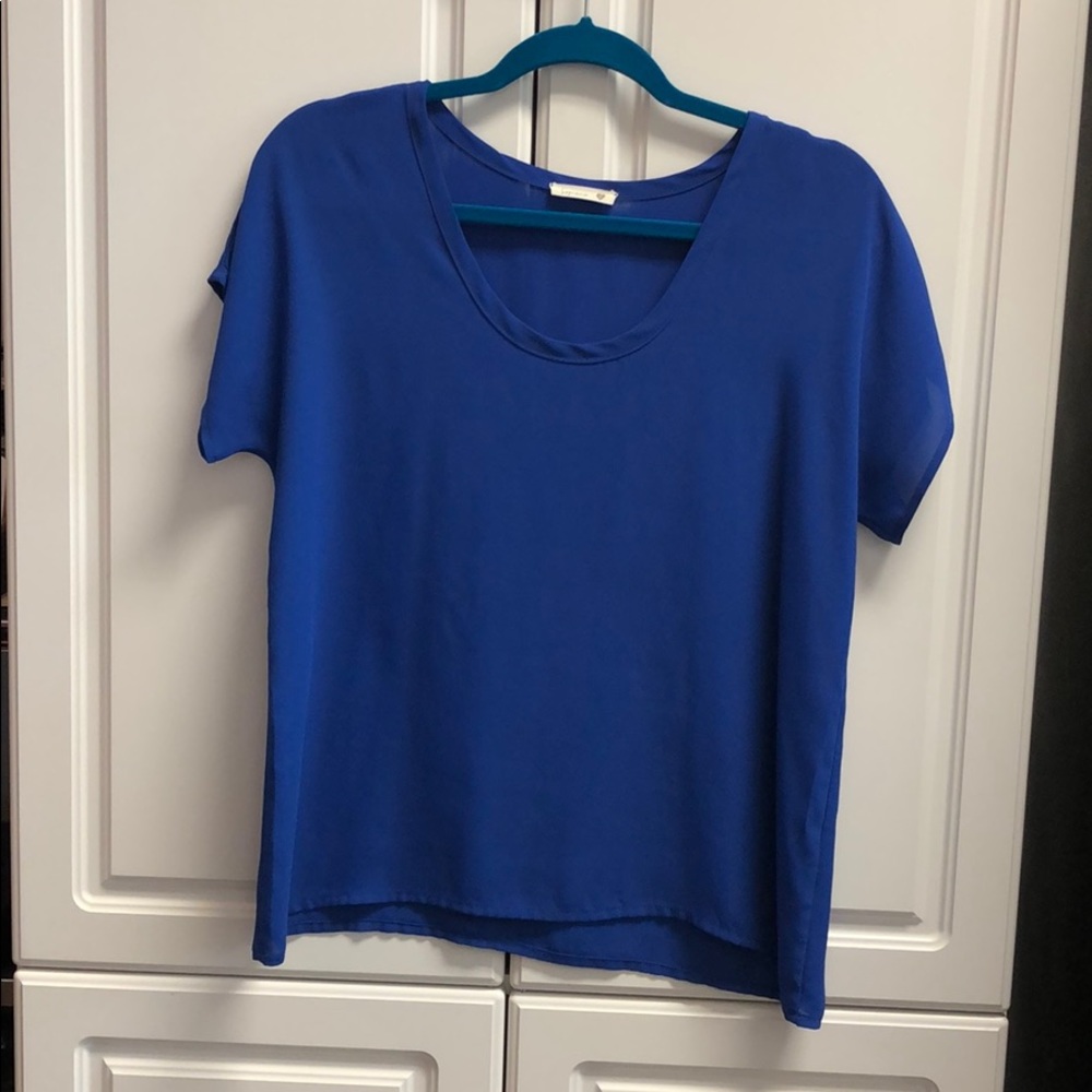 Blue square blouse
